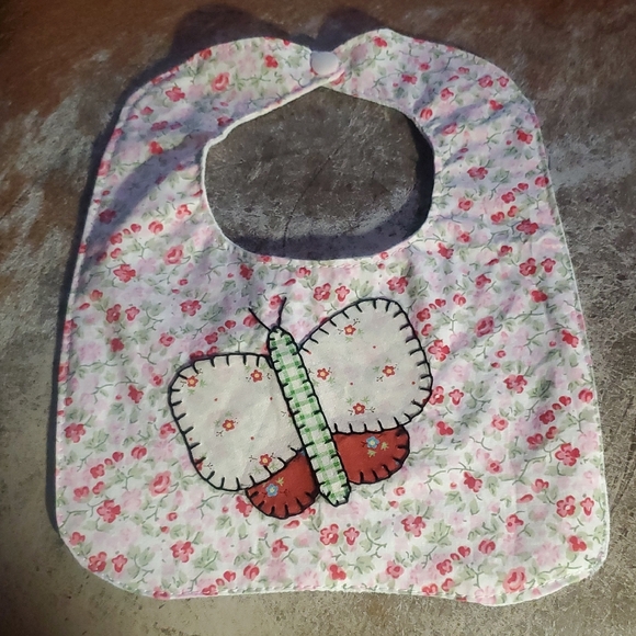 handcrafted Other - Charming Pink Floral Baby Bib with Butterfly Design